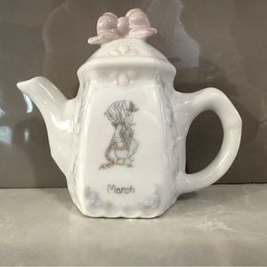 Vintage (1993) Precious Moments Enesco March Monthly Teapot 3 1/2" Tall